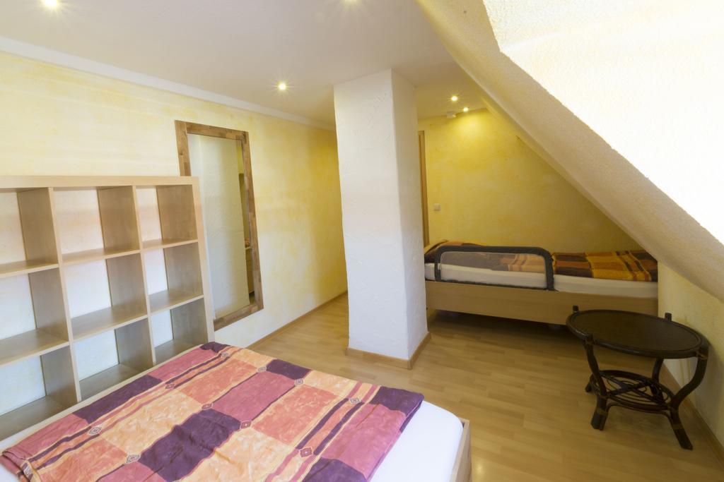 Ferienwohnung Loeffler Дрезден Экстерьер фото