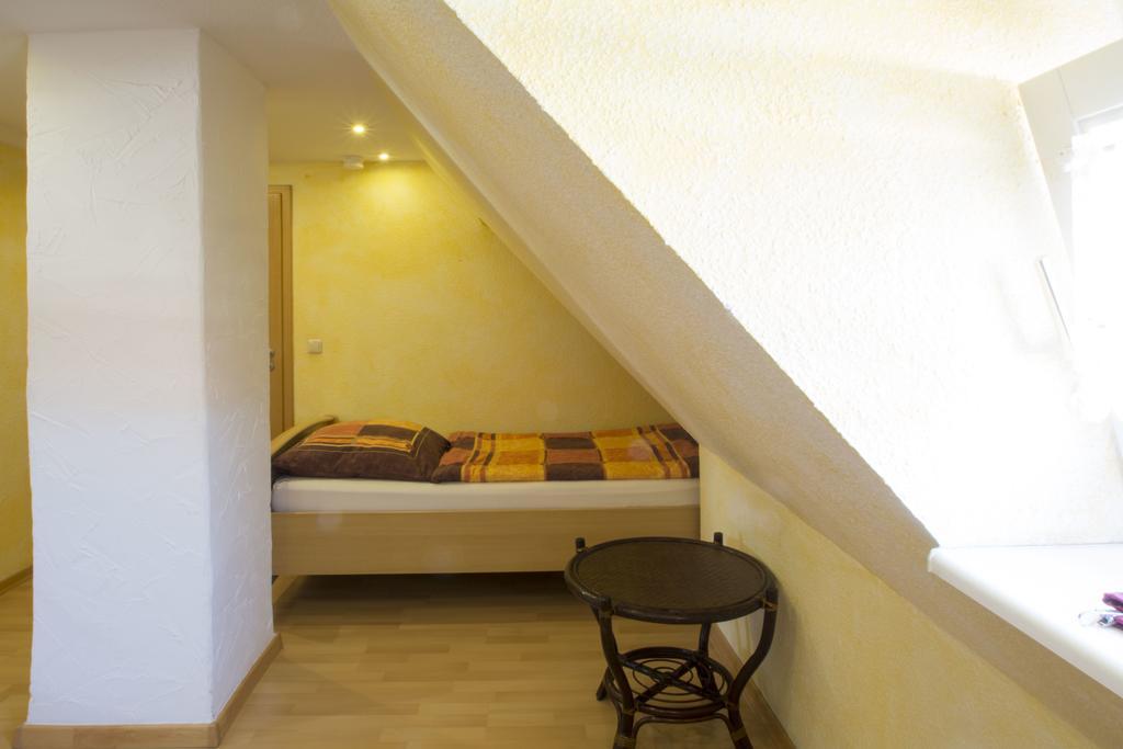 Ferienwohnung Loeffler Дрезден Экстерьер фото